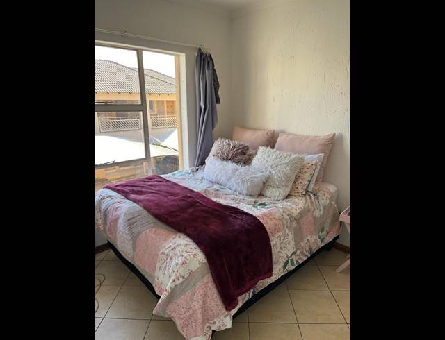 1 BEDROOM FLAT FOR SALE IN RENSBURG